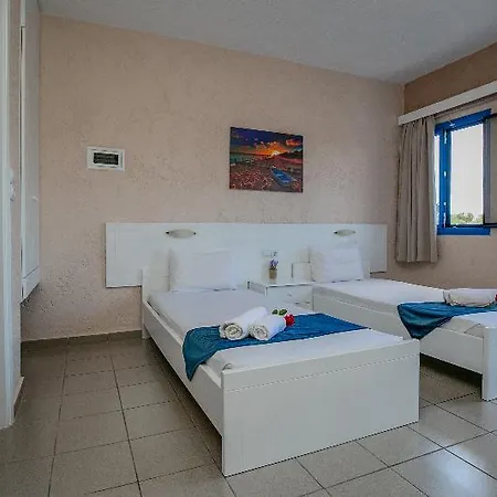 Mareva Apartment *